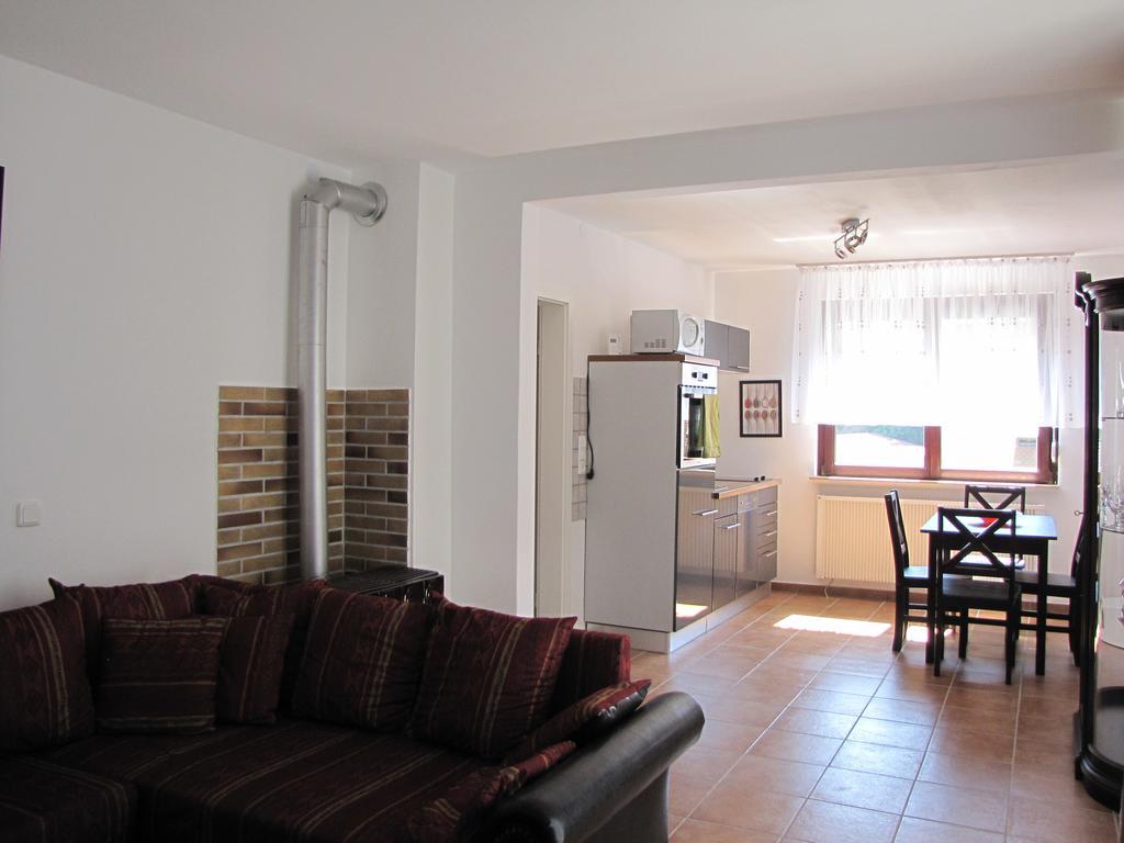 Ferienwohnung Feriendomizil Weinheim Gorxheim Exterior foto